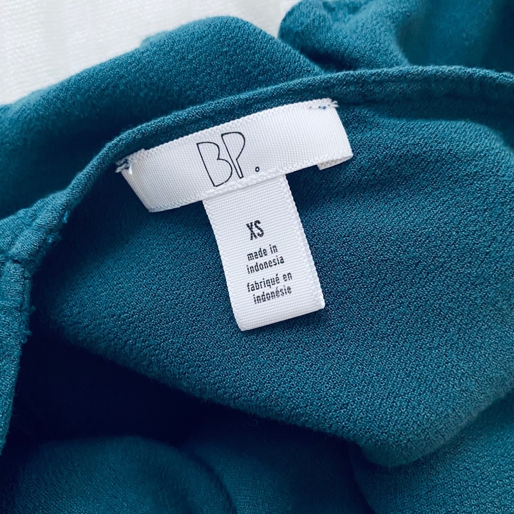 BP Ruffle Top - Picture 5 of 5